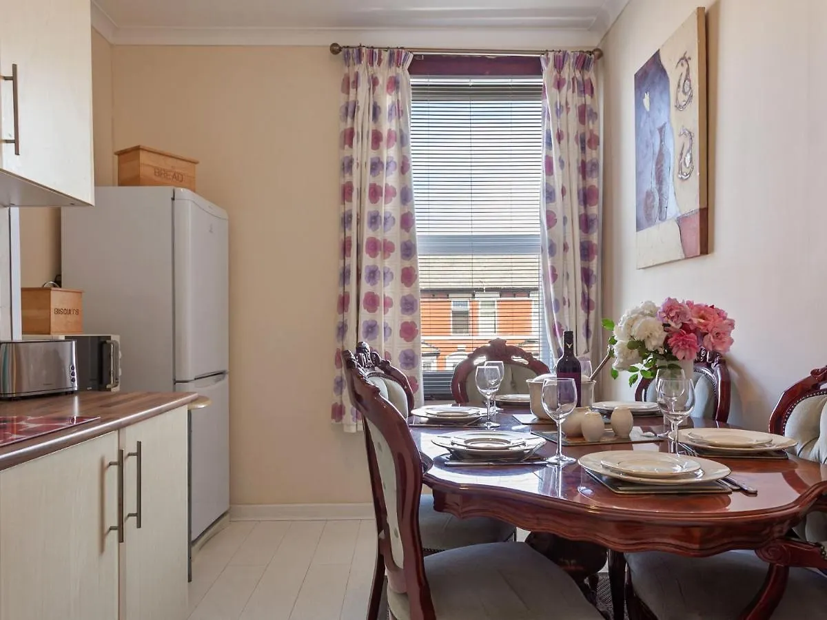 Comfortable Apartment In Blackpool Near Sea 0*,  Wielka Brytania