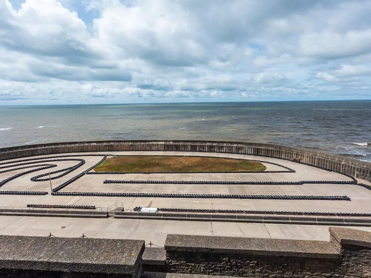Comfortable Apartment In Blackpool Near Sea