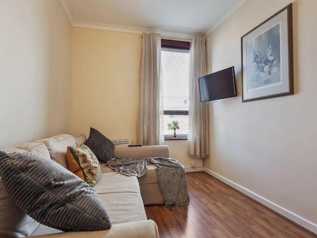 Comfortable Apartment In Blackpool Near Sea United Kingdom